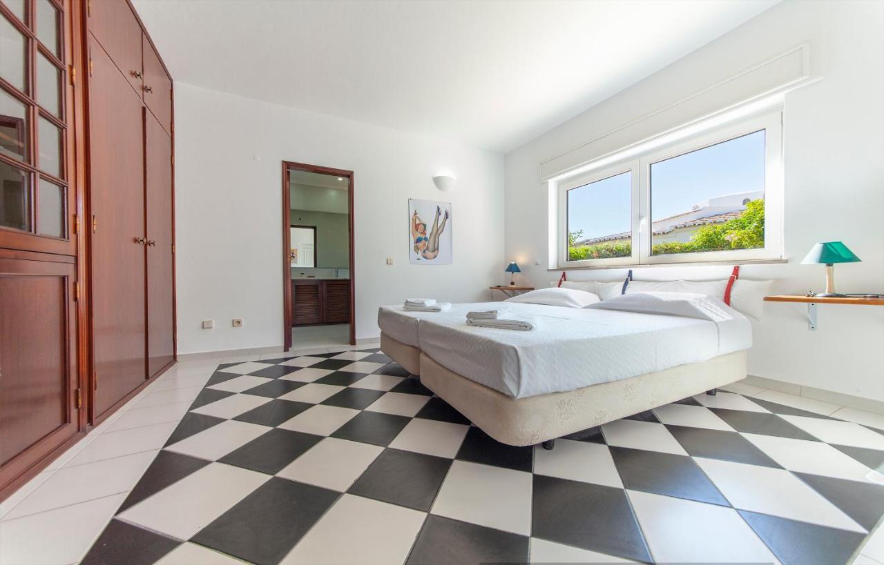 לאגוּ‏ש N - Astonishing Bay View Guesthouse מראה חיצוני תמונה